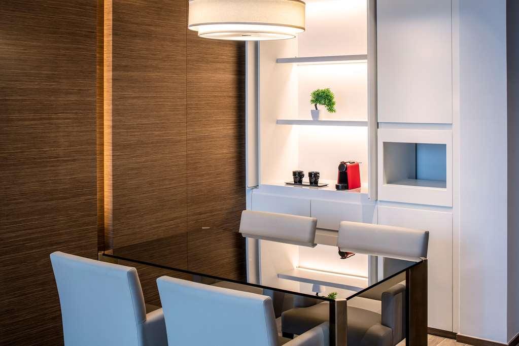 Doubletree Suites By Hilton - Riyadh Financial District Room photo